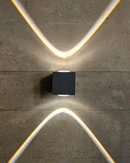 Radiant Arc Outdoor Wall Sconce